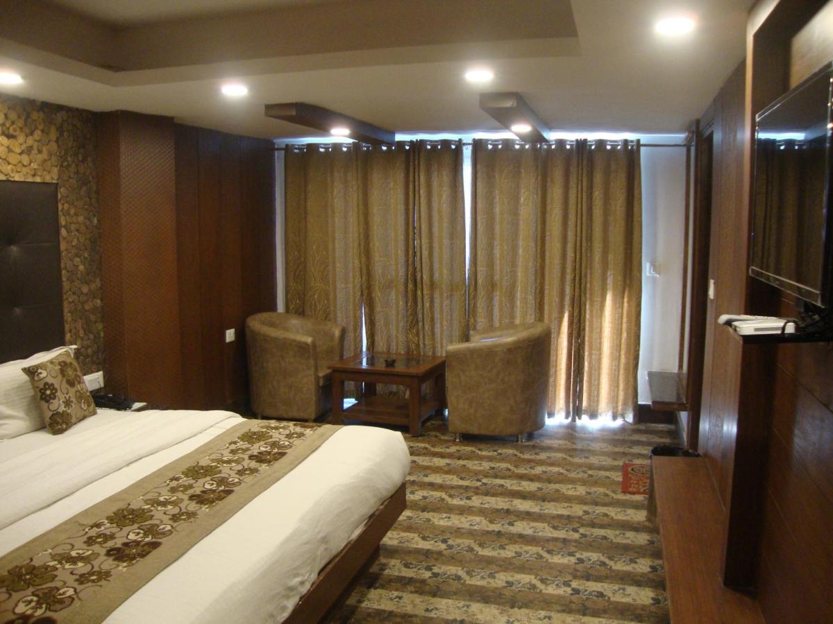 Hotel Hamers International Mussoorie Eksteriør billede
